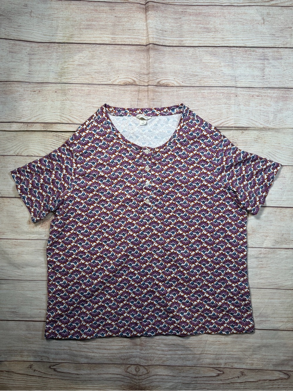 Vera Bradley Short Sleeve Tee in Purple Multi Floral 100% Cotton